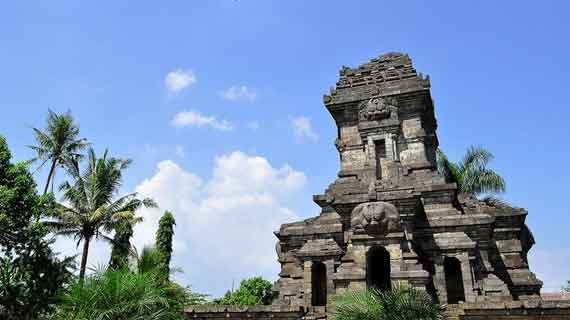 nama candi yang ada di indonesia