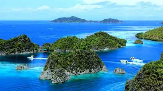 objek wisata raja ampat