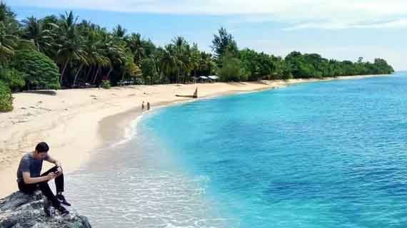 objek wisata pantai base g
