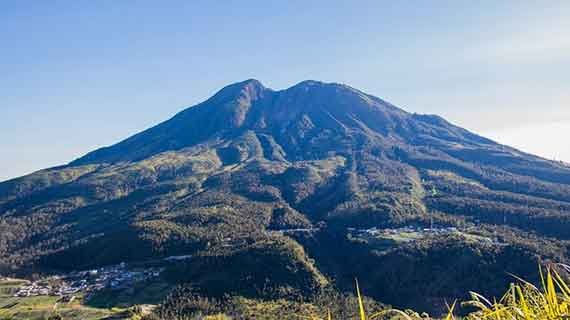 wisata gunung lawu