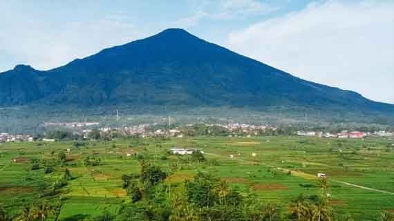 wisata gunung ciremai