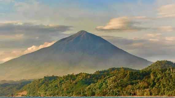 wisata gunung tanggamus