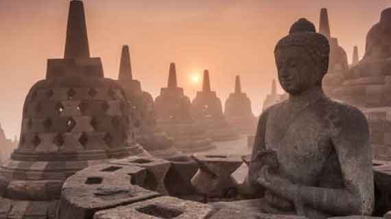 candi buddha yang terbesar di dunia