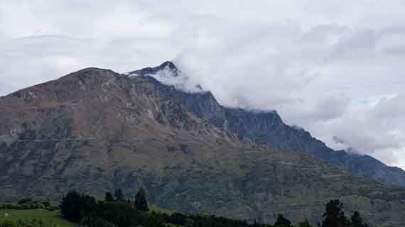 wisata gunung nokilalaki