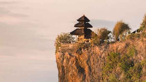 wisata pura uluwatu