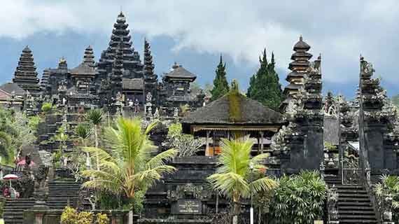 wisata pura besakih