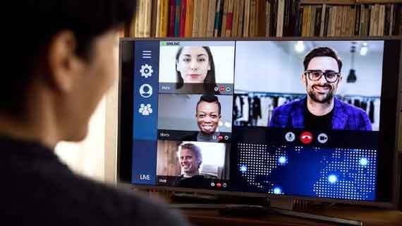 tv dengan fitur zoom otomatis