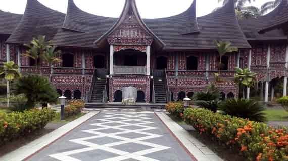 Sejarah Rumah Gadang Sungai Beringin