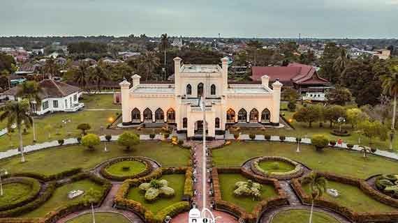 wisata Istana Siak Sri Indrapura