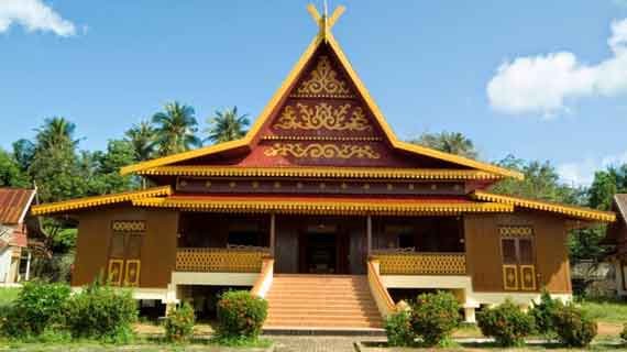 wisata Balai Adat Melayu Riau