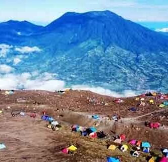 wisata Gunung Marapi dan Singgalang