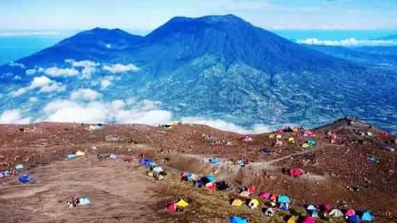 wisata Gunung Marapi dan Singgalang