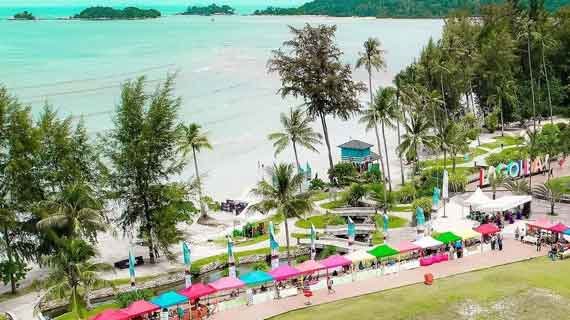 wisata Lagoi Bay