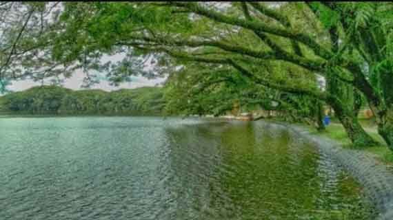 wisata Danau Raja