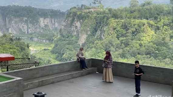 wisata Ngarai Sianok