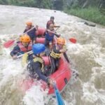 arung jeram sungai air berau lampung
