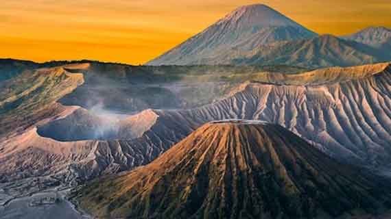 ciri khas Gunung Bromo