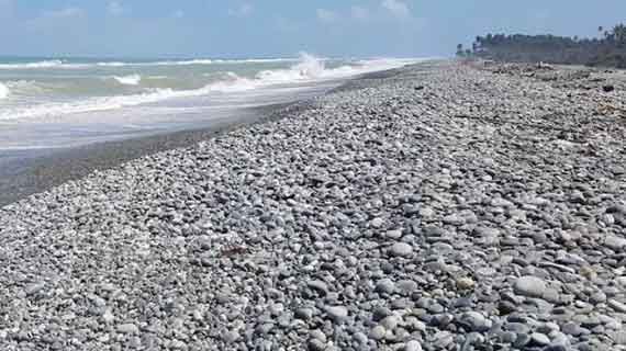 pantai air bengkenang manna bengkulu selatan