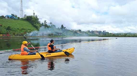 perahu air danau mas harun bastari