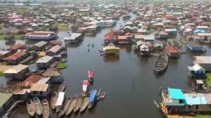 perkampungan terapung di Indonesia