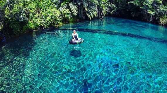 pesona Danau Labuan Cermin