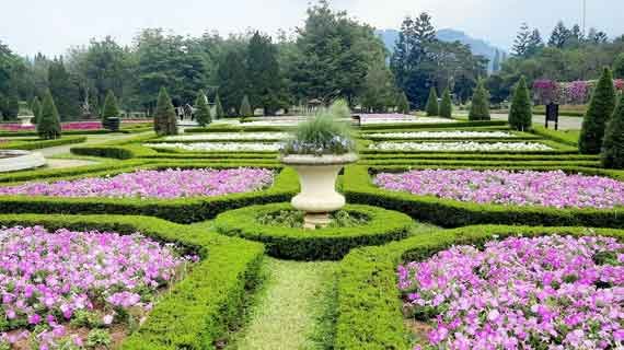 potensi wisata taman bunga nusantara