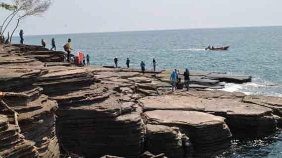 pulau mengkudu batu lapis