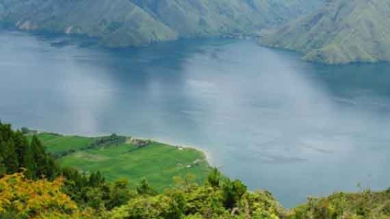 sejarah terbentuknya Danau Toba