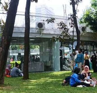 taman literasi blok m ruang baca terbuka