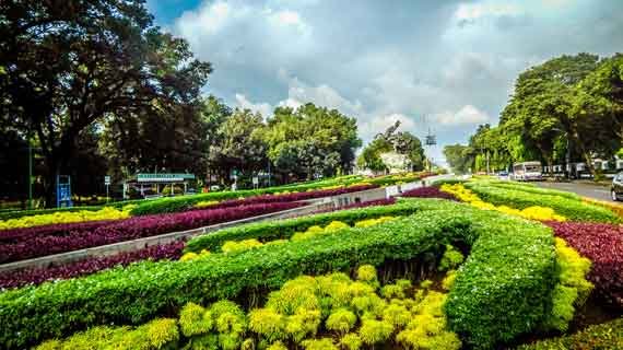 taman suropati