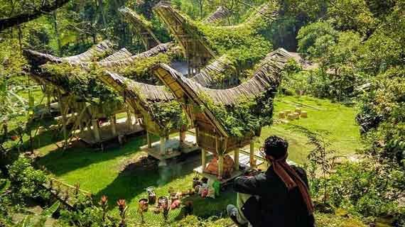 tempat wisata berbasis arsitektur lokal