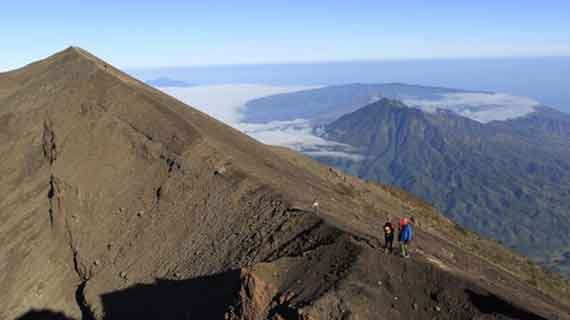 trekking Gunung Agung