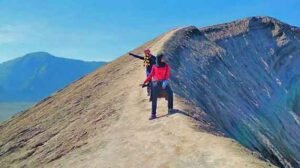 trekking Gunung Bromo