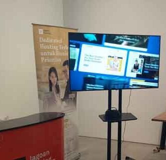 tv layar datar 24 inch untuk kantor