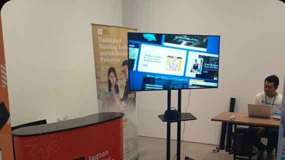 tv layar datar 24 inch untuk kantor