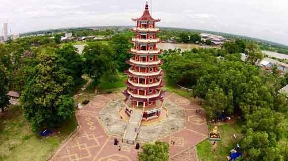 vihara di pulau kemaro