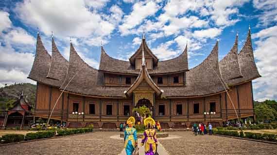 wisata lokal Sumatera Barat