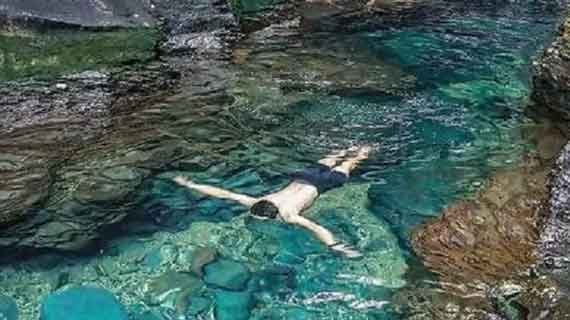 curug balong endah bogor foto underwater