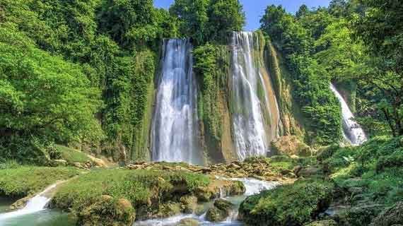 curug cikaso tiga aliran air
