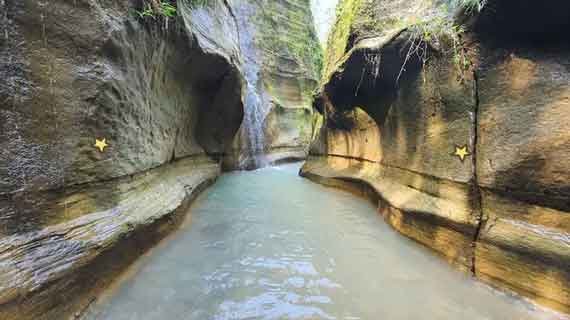 curug love bogor bentuk hati