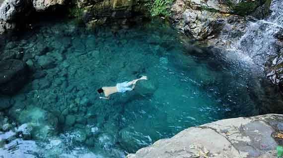 curug mariuk bogor spot underwater