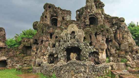 gua sunyaragi cirebon sejarah