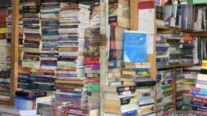 pasar senen buku bekas dan vintage