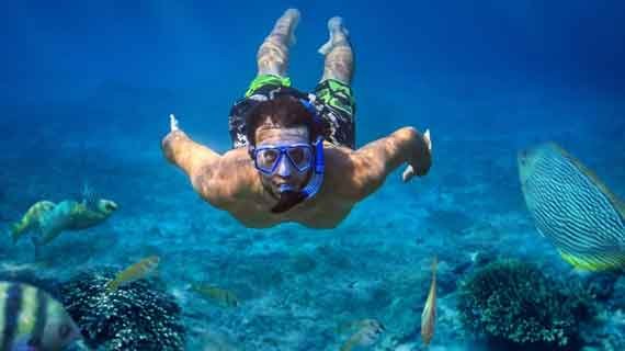 snorkeling pantai pangandaran