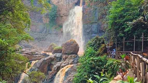 spot waterfall cimarinjung geotrek